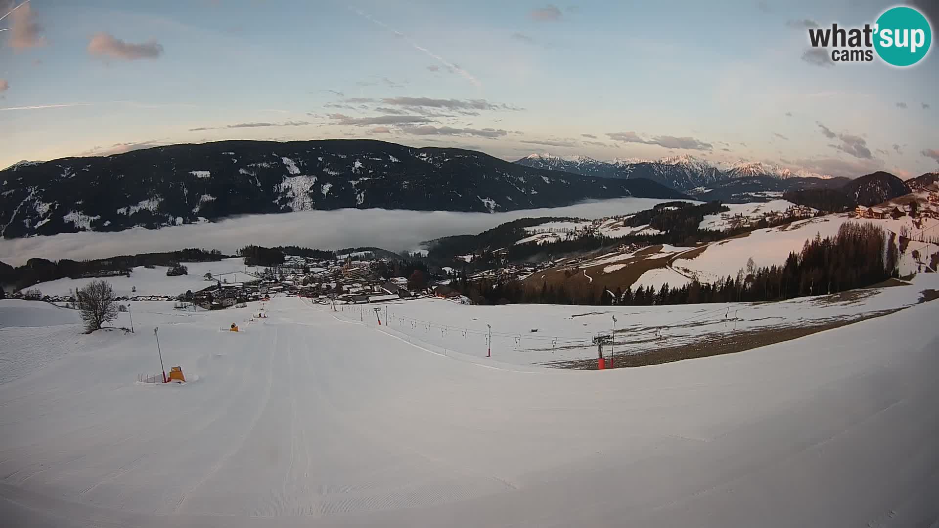 Spletna kamera Terenten (1210m) – Pogled v živo na dolino Pusteria