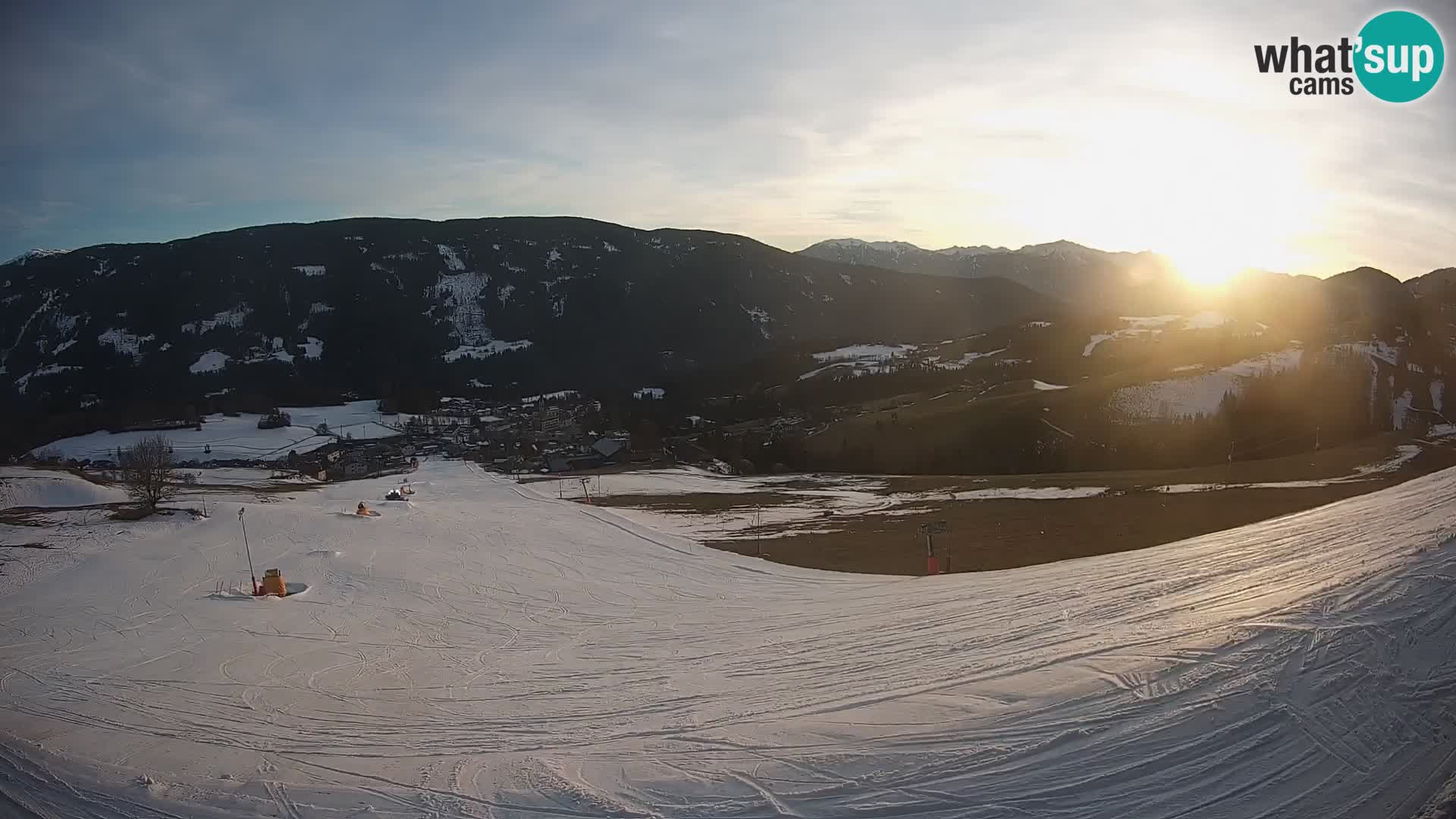 Spletna kamera Terenten (1210m) – Pogled v živo na dolino Pusteria