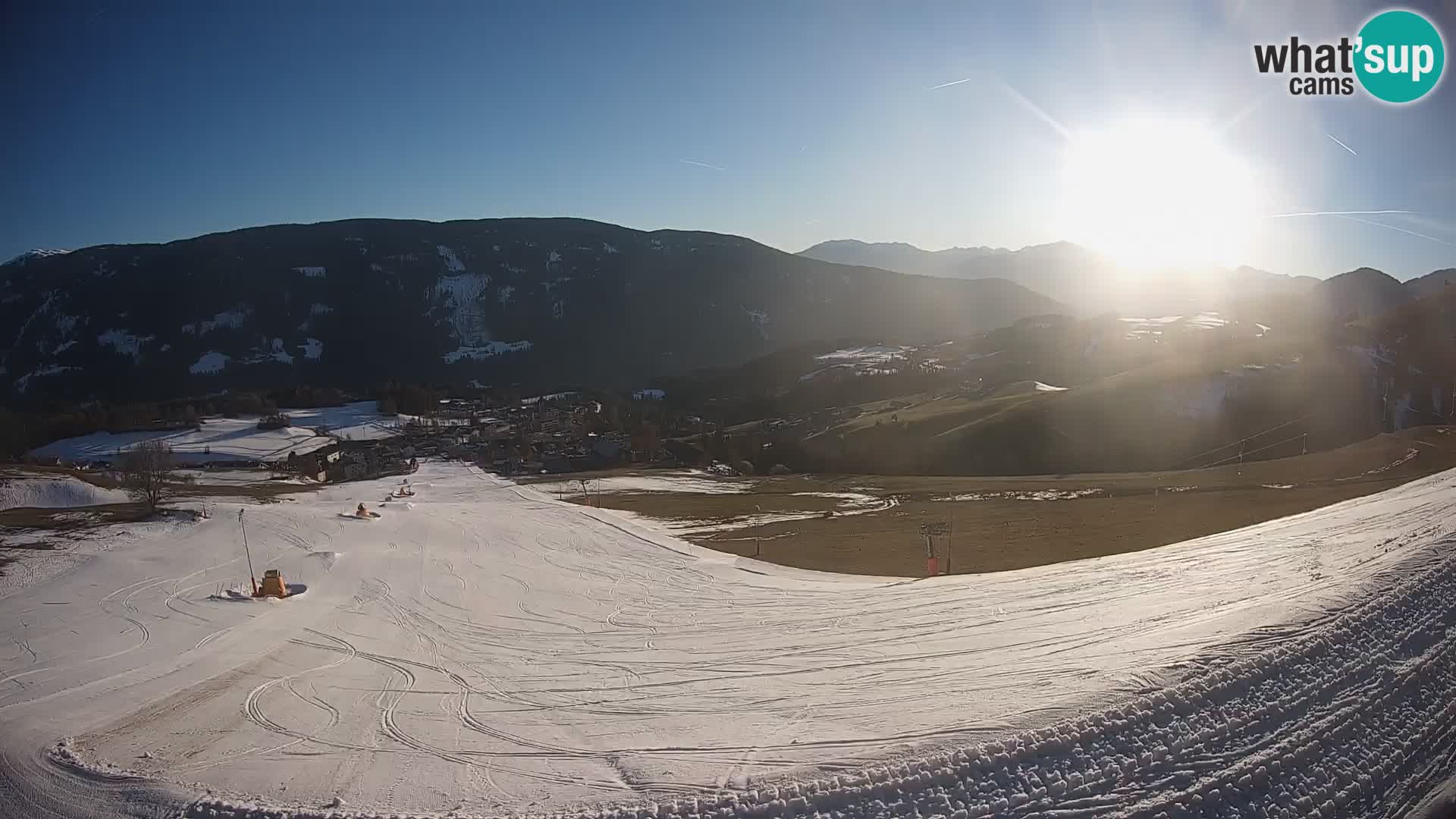 Spletna kamera Terenten (1210m) – Pogled v živo na dolino Pusteria