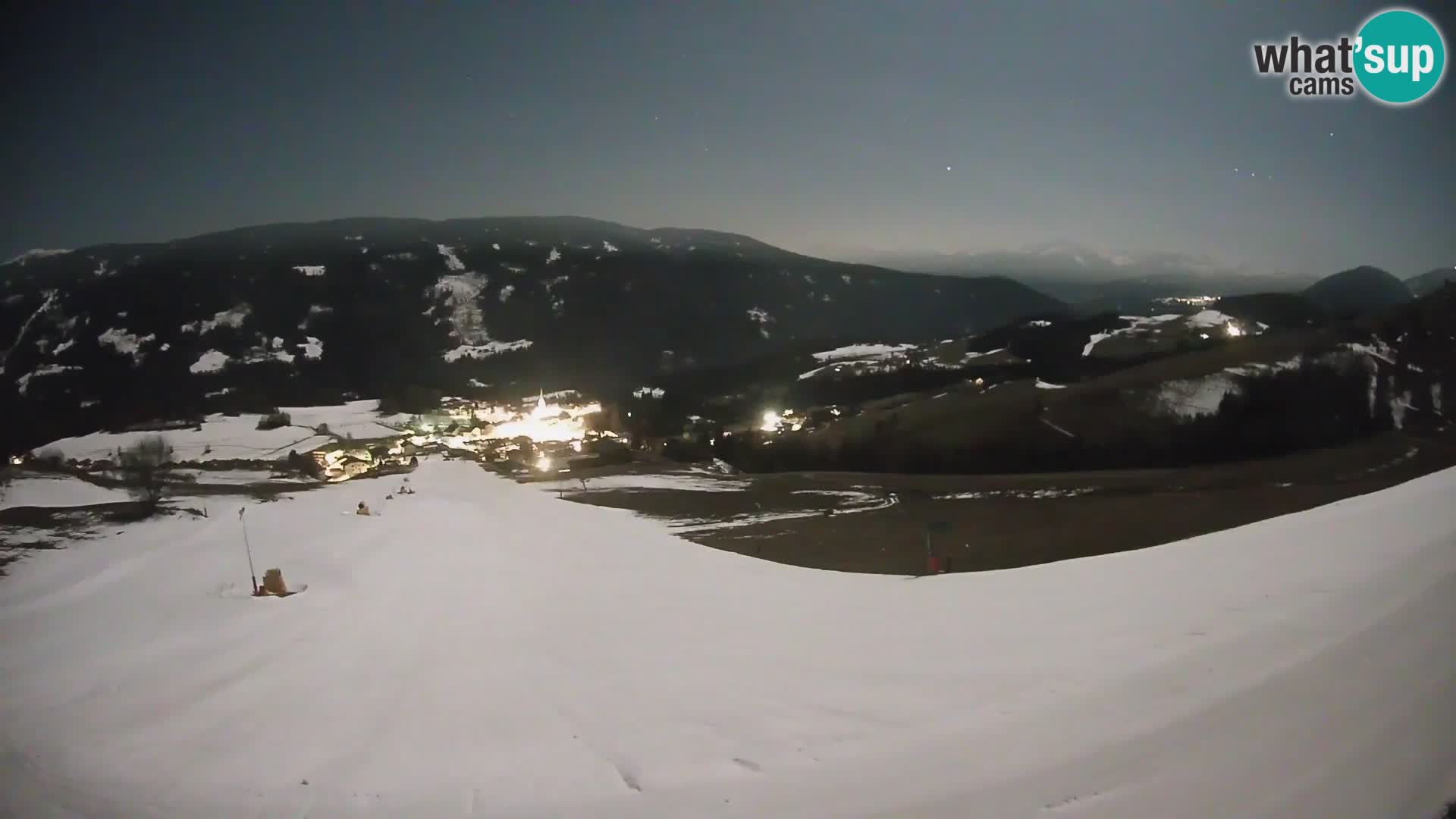 Spletna kamera Terenten (1210m) – Pogled v živo na dolino Pusteria