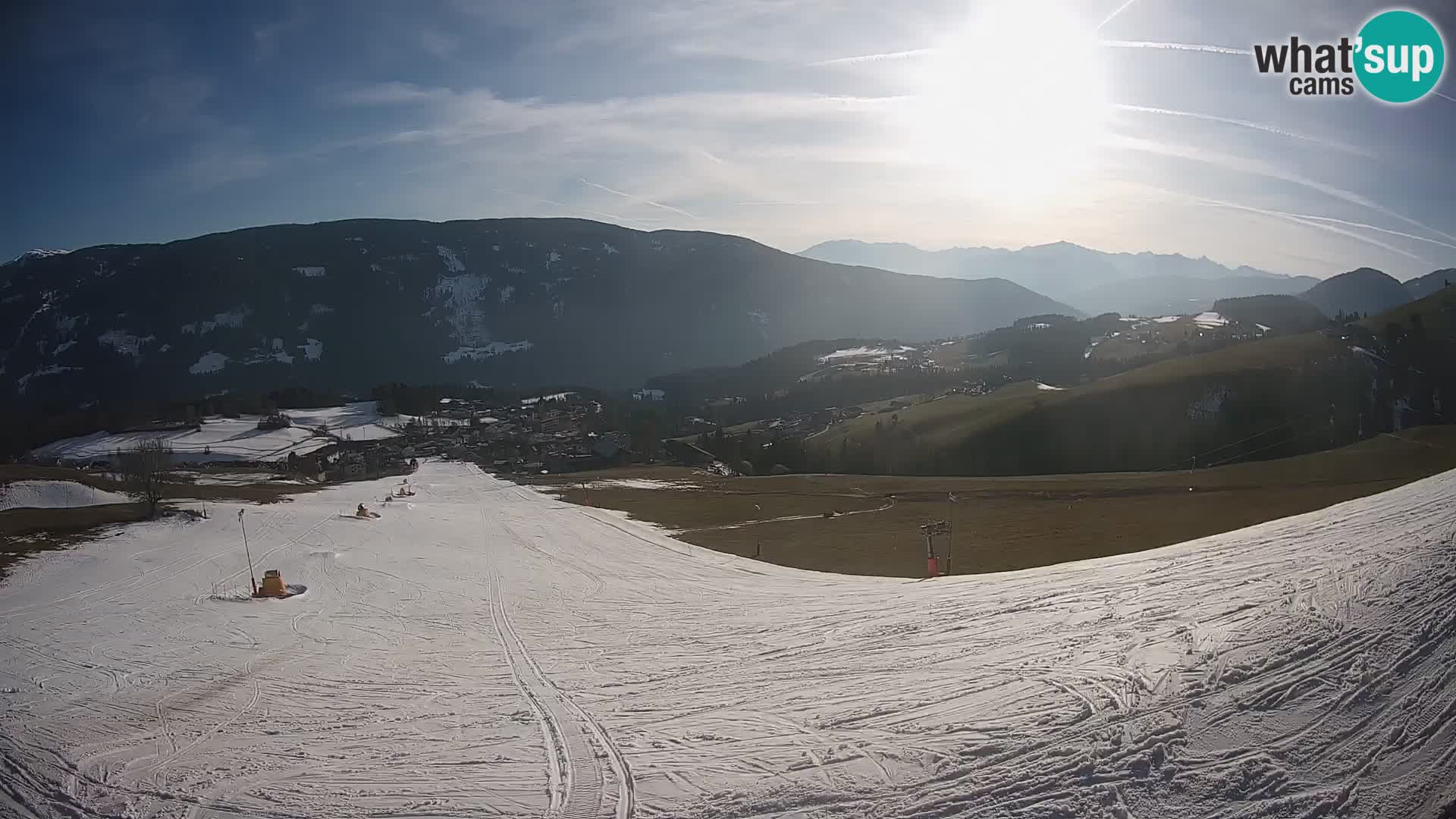 Spletna kamera Terenten (1210m) – Pogled v živo na dolino Pusteria
