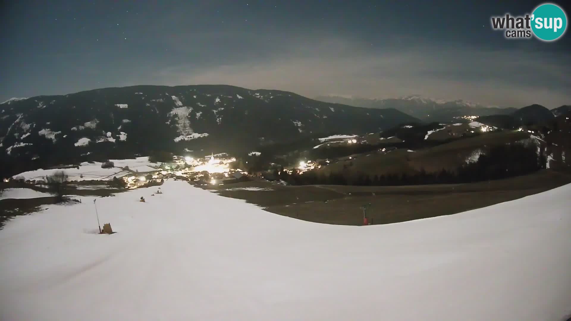 Spletna kamera Terenten (1210m) – Pogled v živo na dolino Pusteria