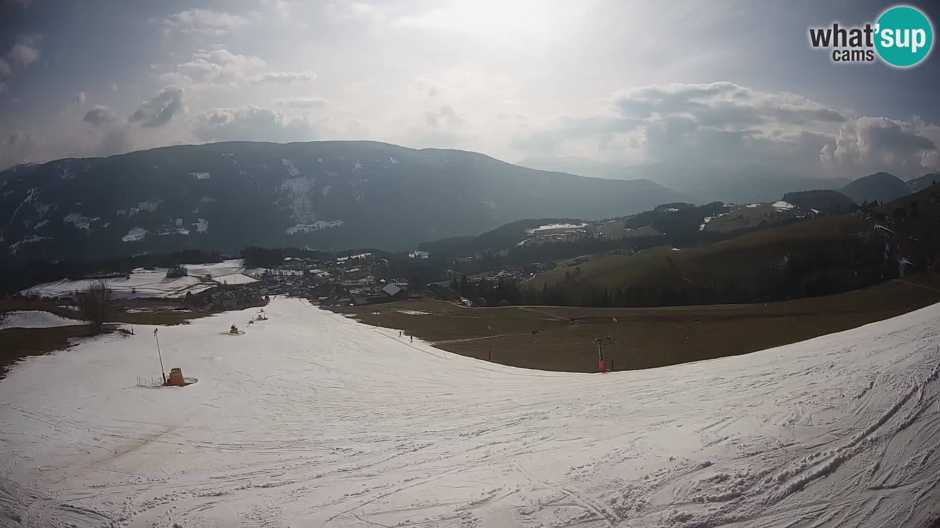 Spletna kamera Terenten (1210m) – Pogled v živo na dolino Pusteria