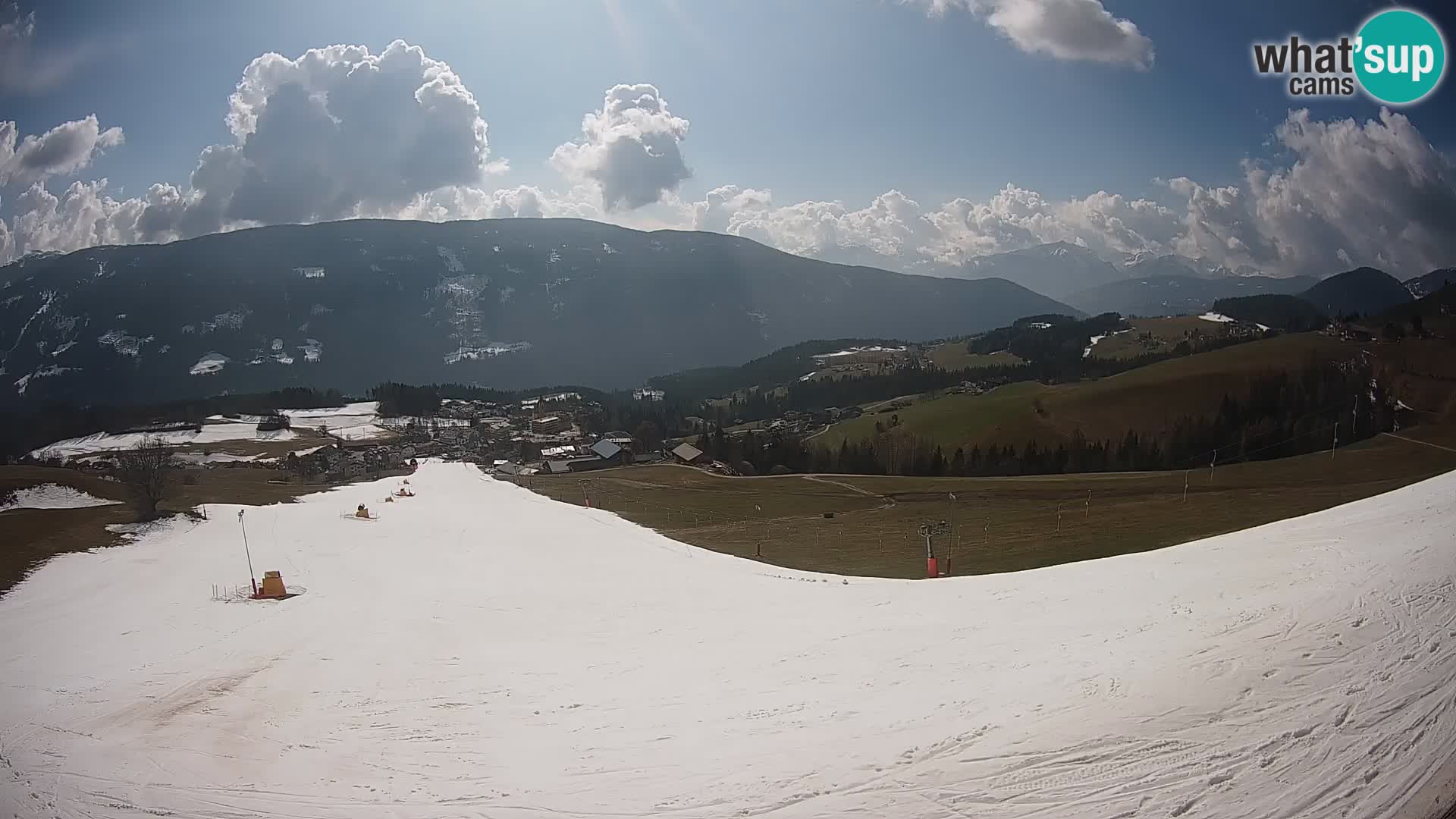 Spletna kamera Terenten (1210m) – Pogled v živo na dolino Pusteria