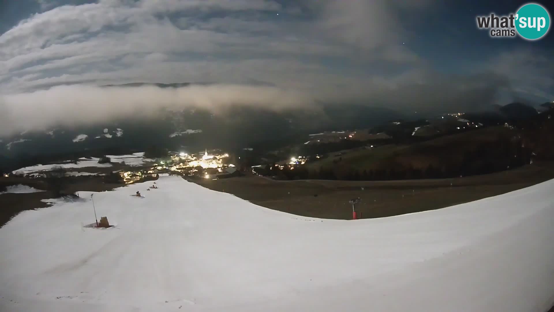 Spletna kamera Terenten (1210m) – Pogled v živo na dolino Pusteria