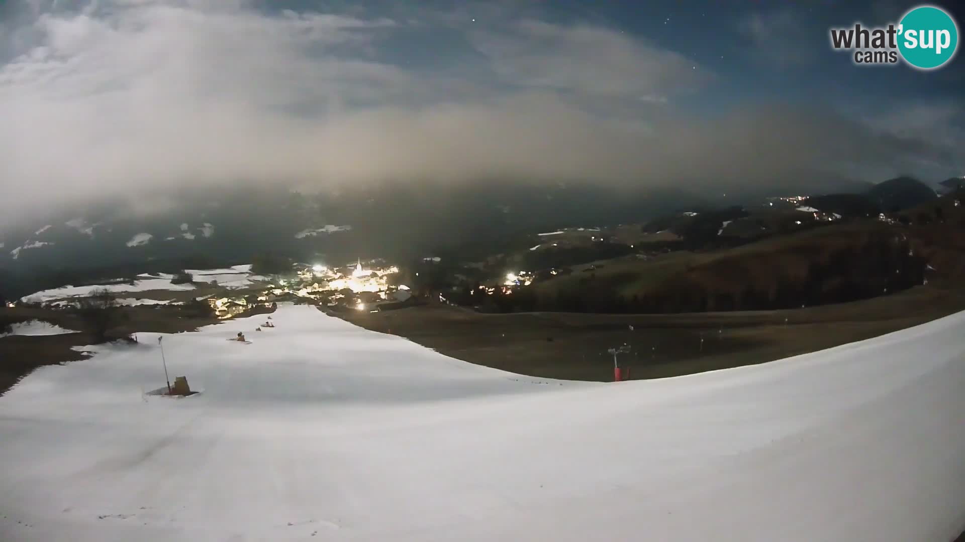 Spletna kamera Terenten (1210m) – Pogled v živo na dolino Pusteria