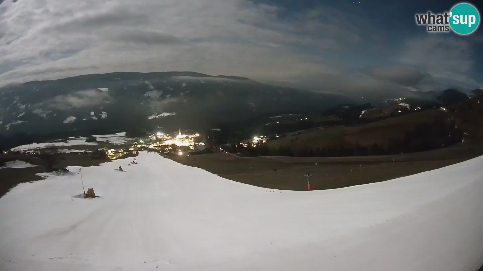 Spletna kamera Terenten (1210m) – Pogled v živo na dolino Pusteria