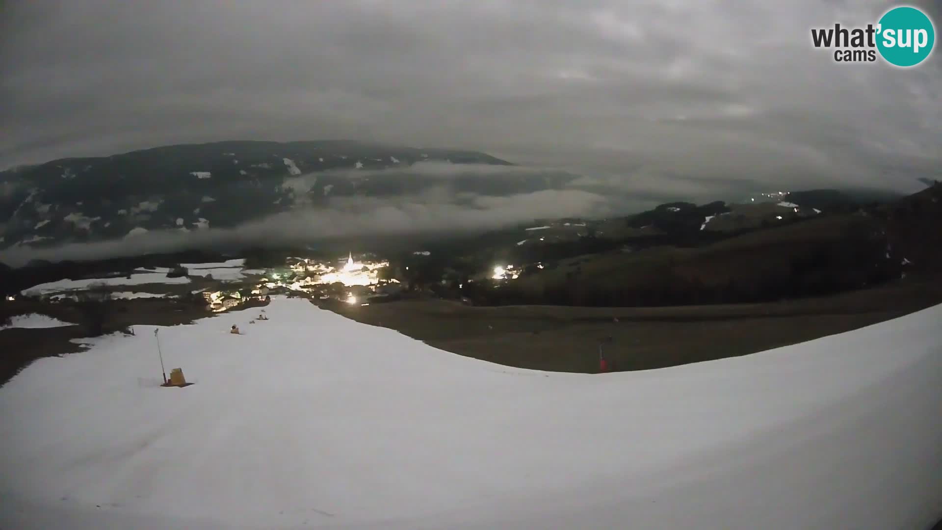 Spletna kamera Terenten (1210m) – Pogled v živo na dolino Pusteria