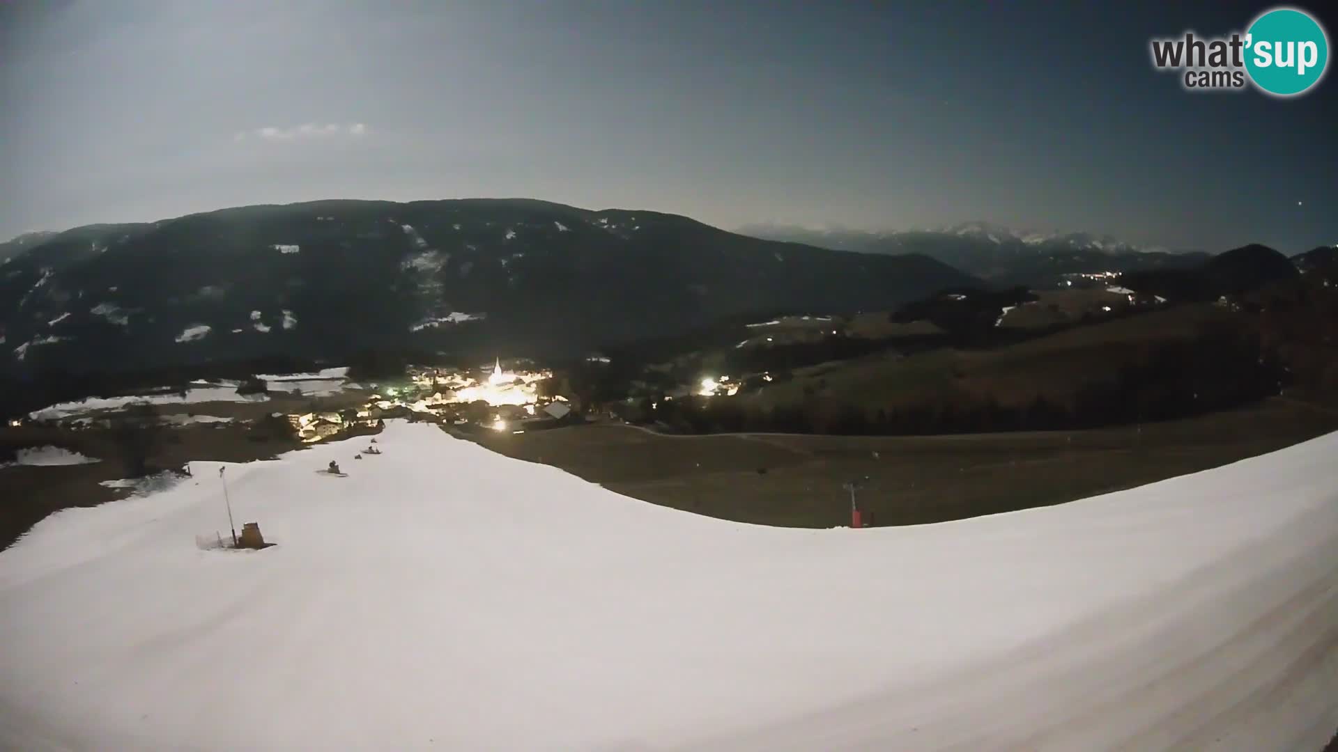 Spletna kamera Terenten (1210m) – Pogled v živo na dolino Pusteria