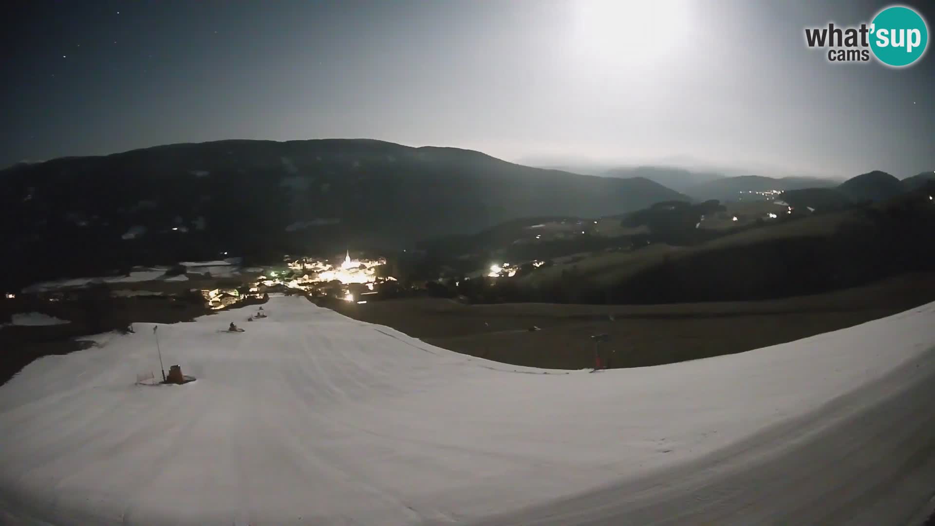 Spletna kamera Terenten (1210m) – Pogled v živo na dolino Pusteria