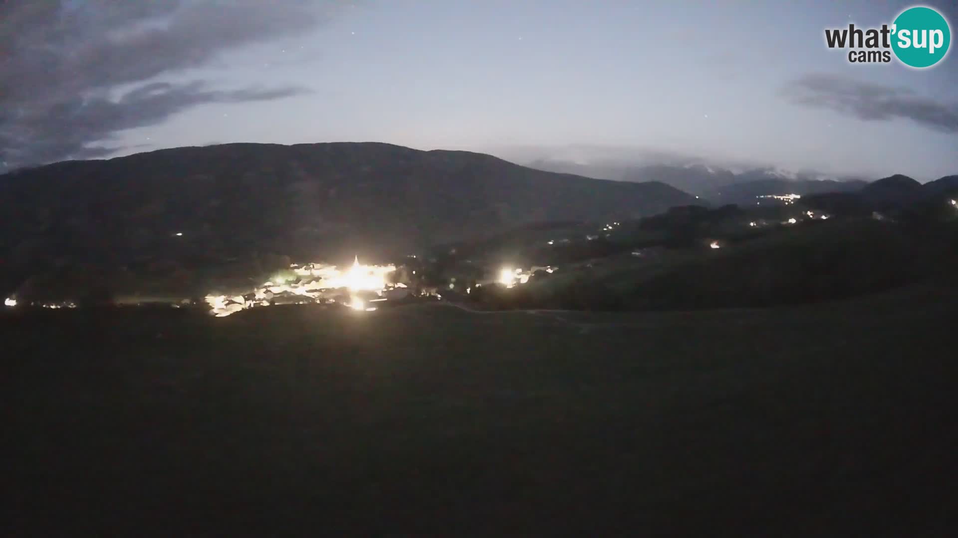 Spletna kamera Terenten (1210m) – Pogled v živo na dolino Pusteria