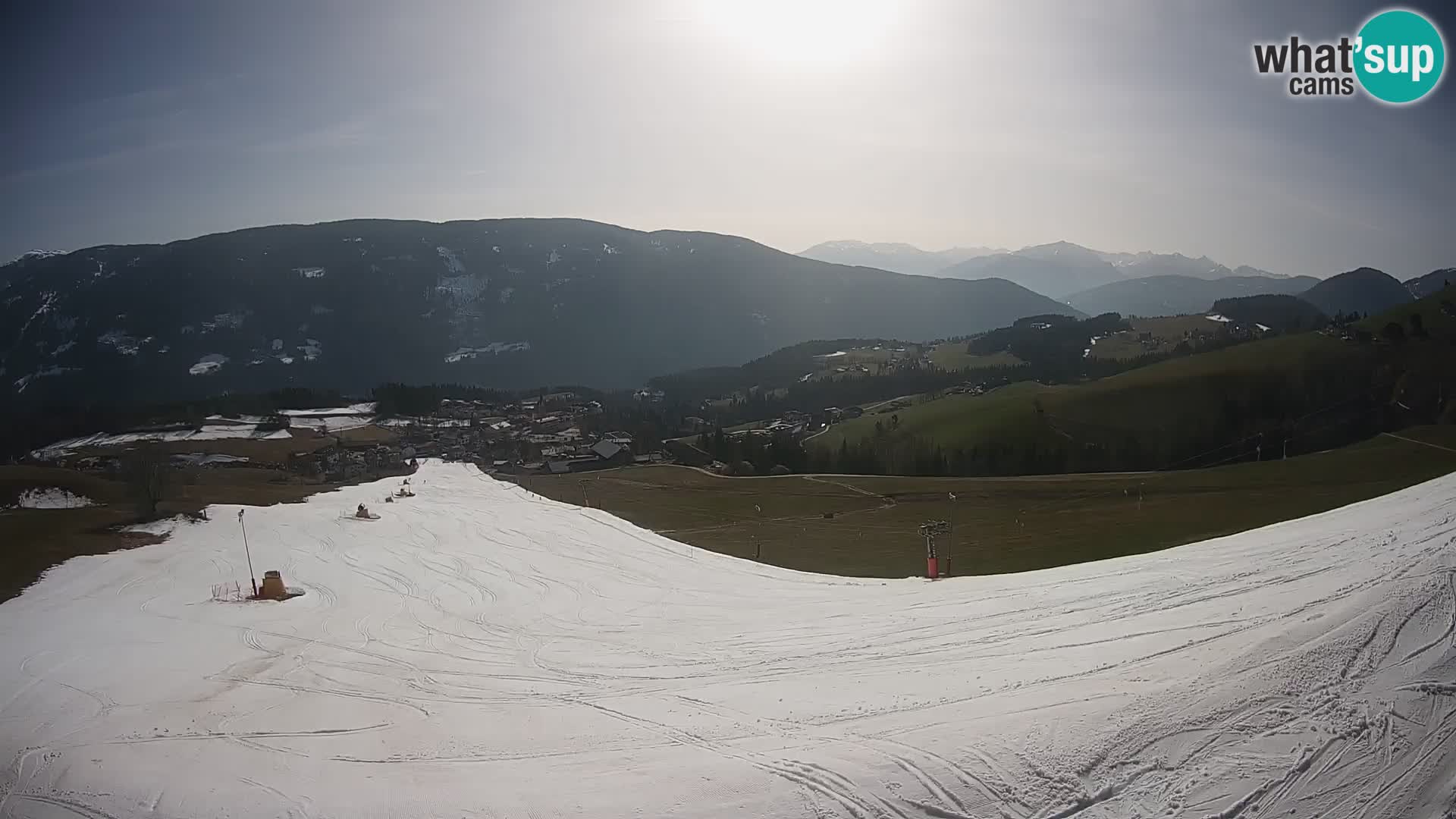 Spletna kamera Terenten (1210m) – Pogled v živo na dolino Pusteria