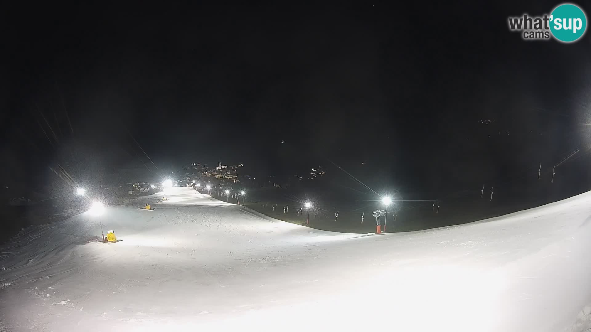 Spletna kamera Terenten (1210m) – Pogled v živo na dolino Pusteria