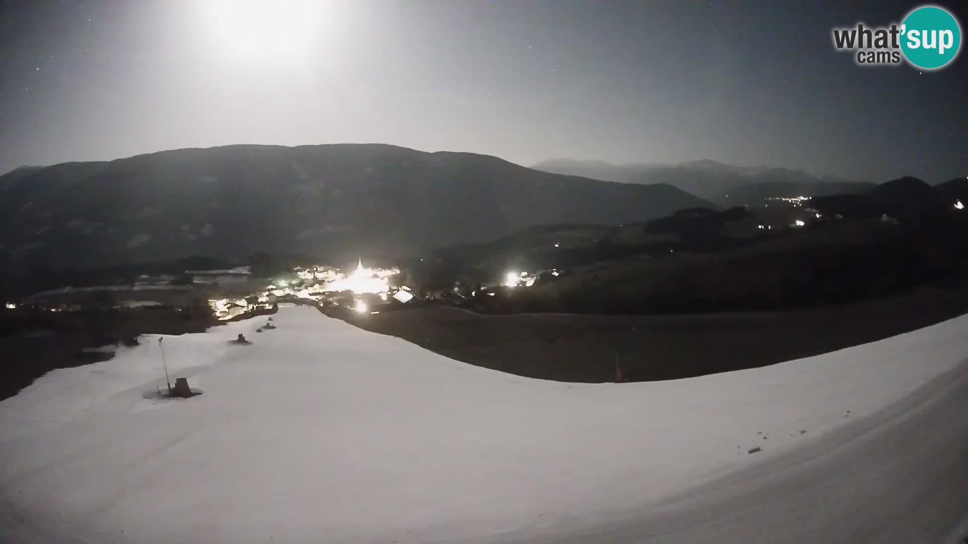 Spletna kamera Terenten (1210m) – Pogled v živo na dolino Pusteria