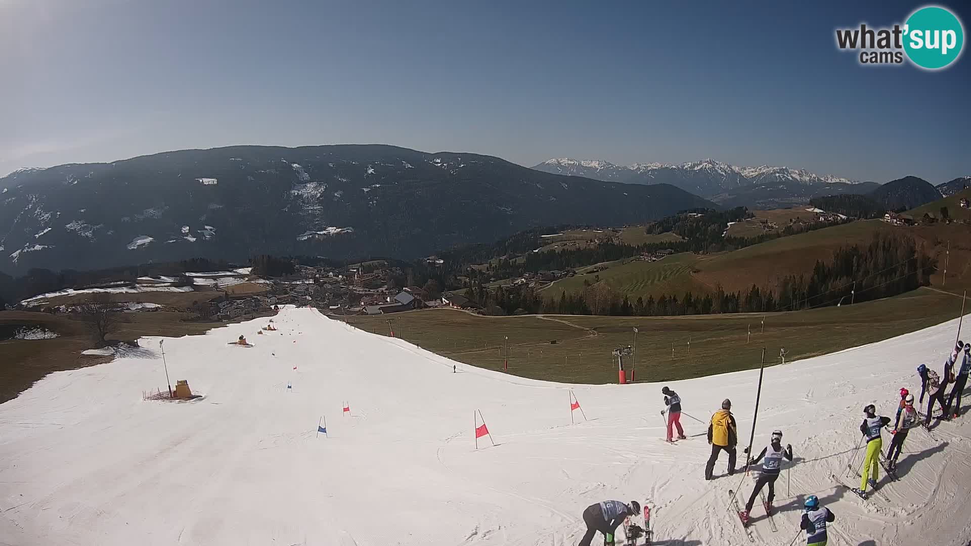 Spletna kamera Terenten (1210m) – Pogled v živo na dolino Pusteria