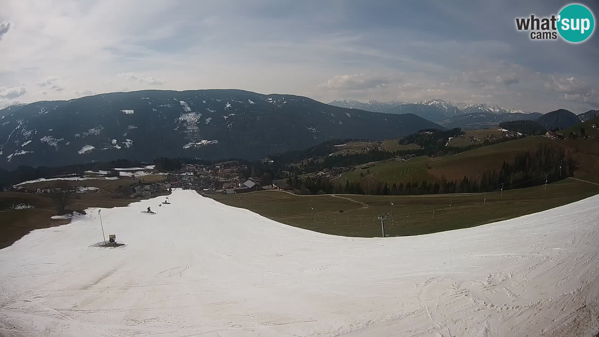Spletna kamera Terenten (1210m) – Pogled v živo na dolino Pusteria