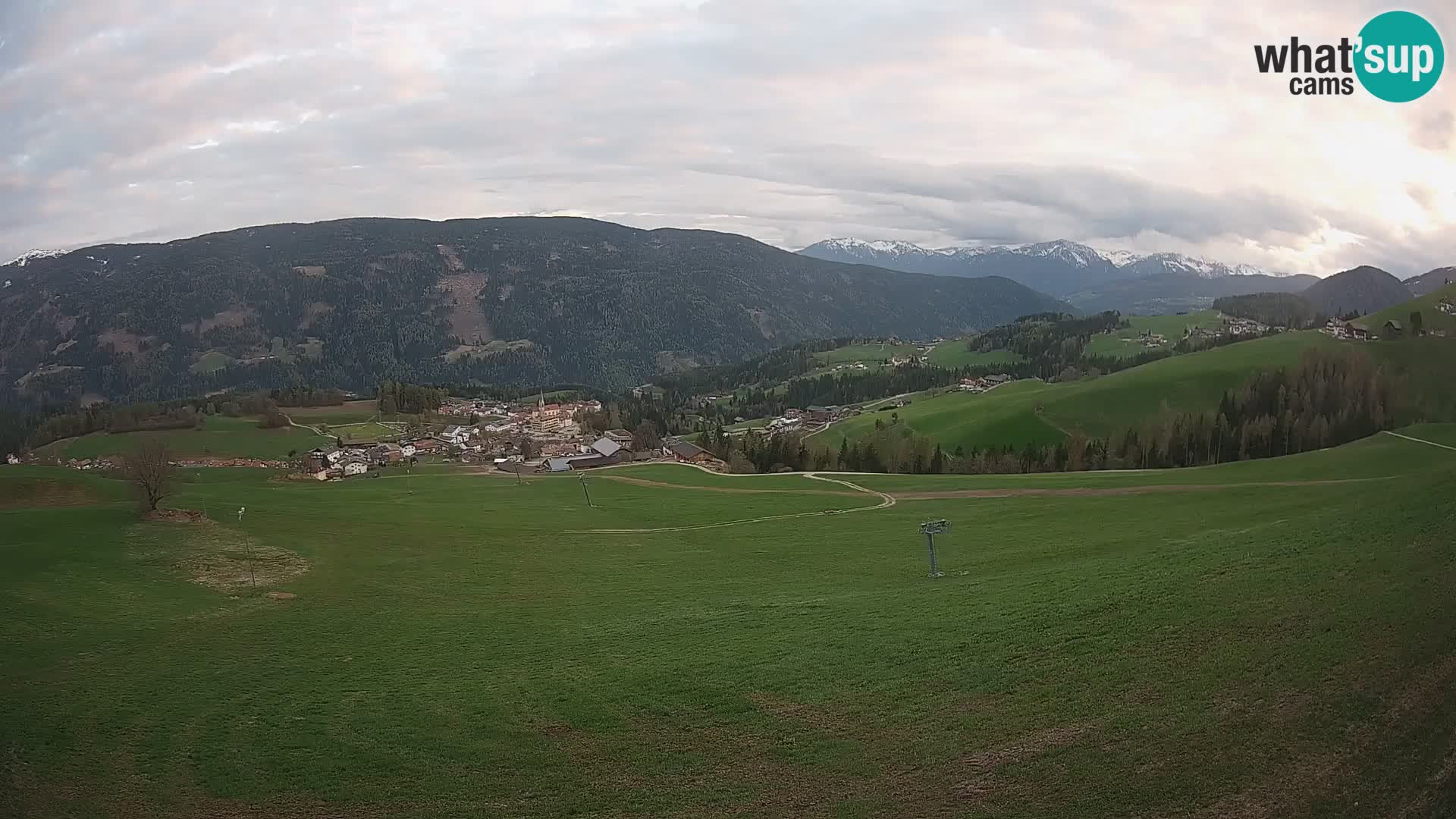 Web kamera Terenten (1210m) – Pogled uživo na Dolinu Pusteria