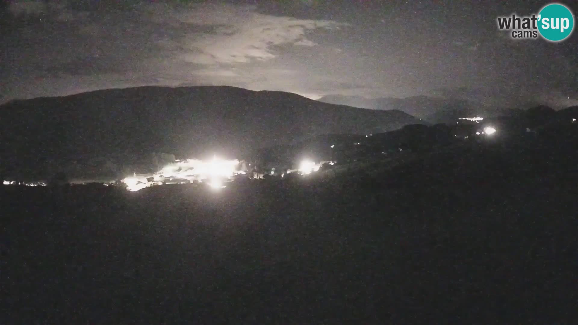 Spletna kamera Terenten (1210m) – Pogled v živo na dolino Pusteria