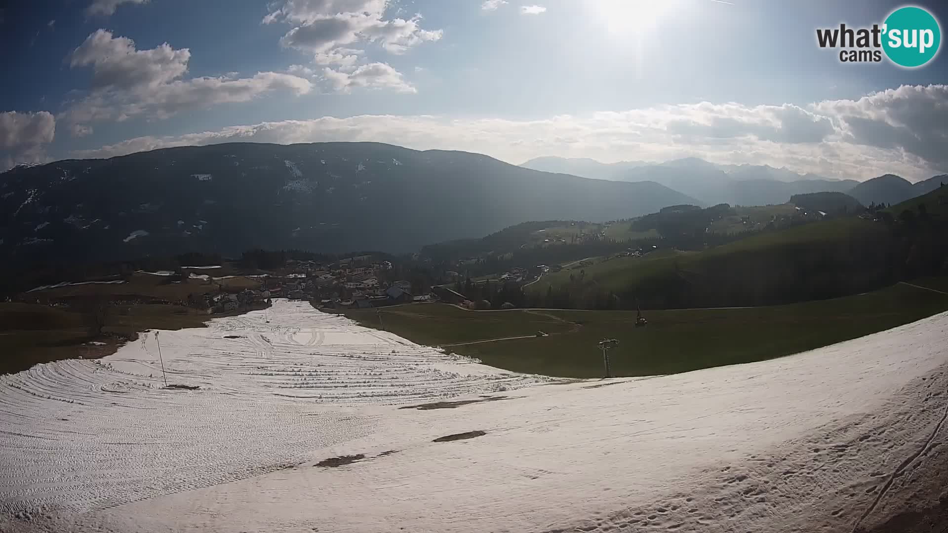 Spletna kamera Terenten (1210m) – Pogled v živo na dolino Pusteria