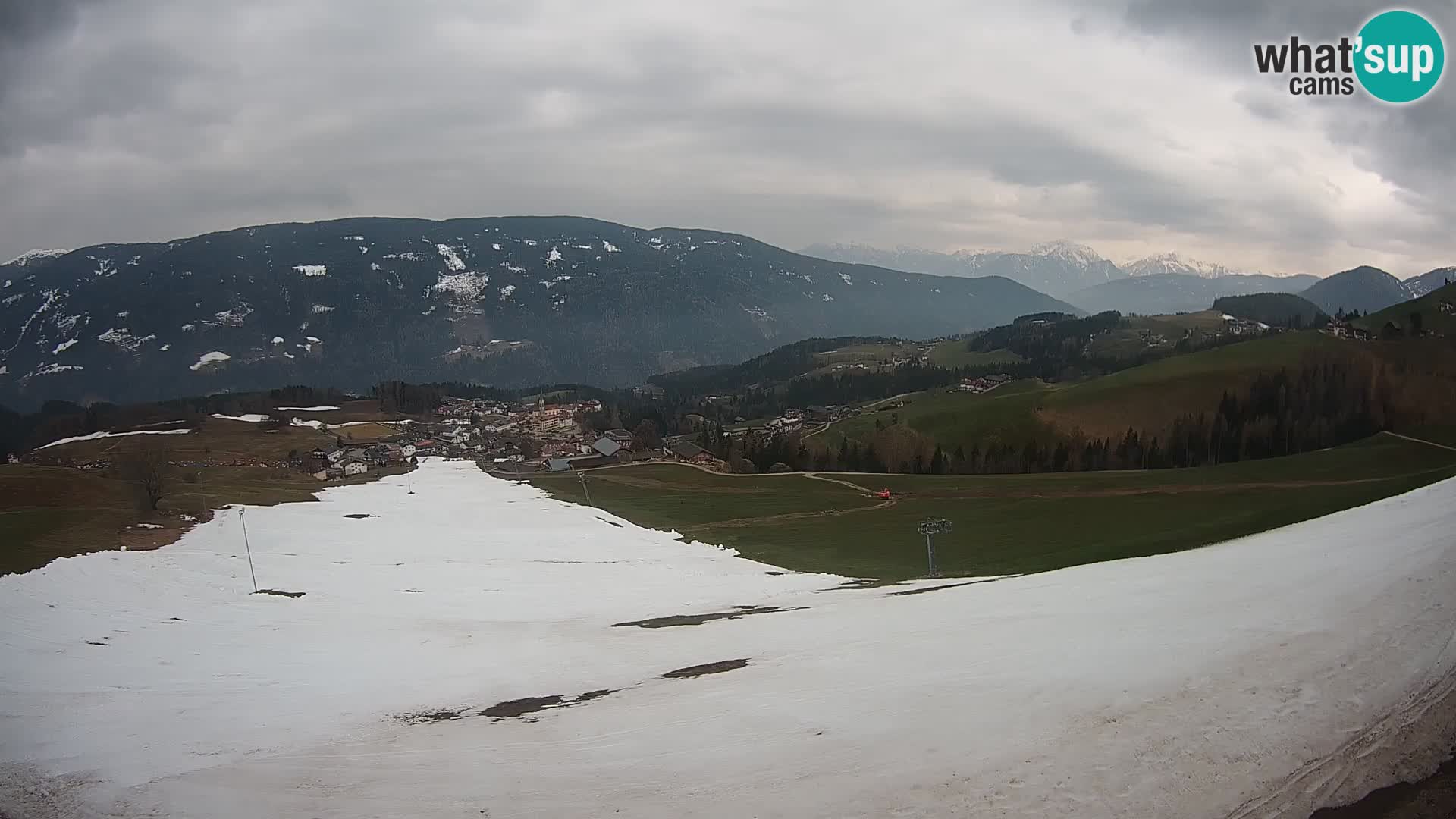 Spletna kamera Terenten (1210m) – Pogled v živo na dolino Pusteria