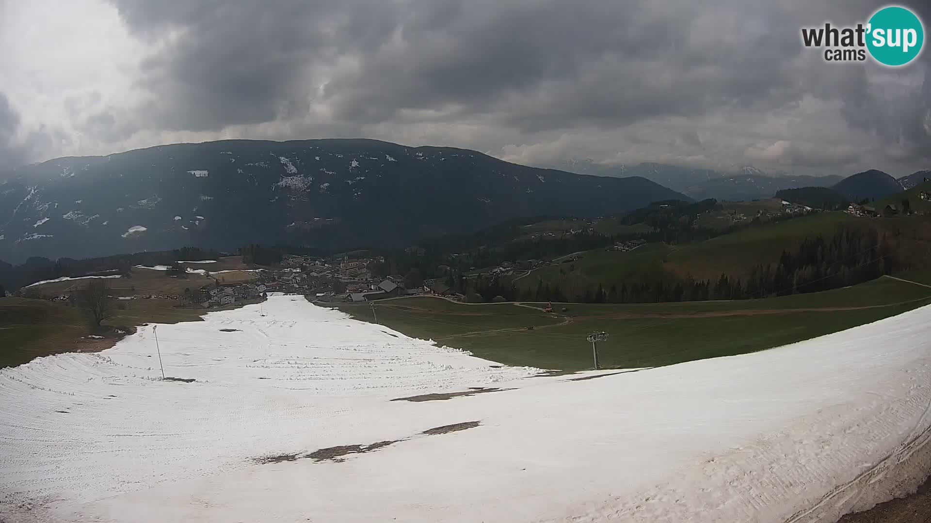 Spletna kamera Terenten (1210m) – Pogled v živo na dolino Pusteria