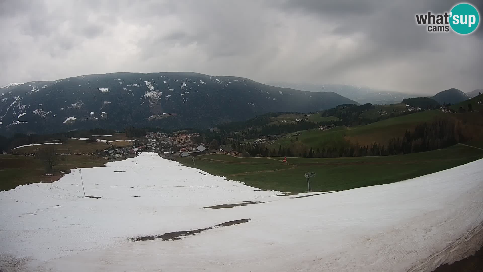 Spletna kamera Terenten (1210m) – Pogled v živo na dolino Pusteria