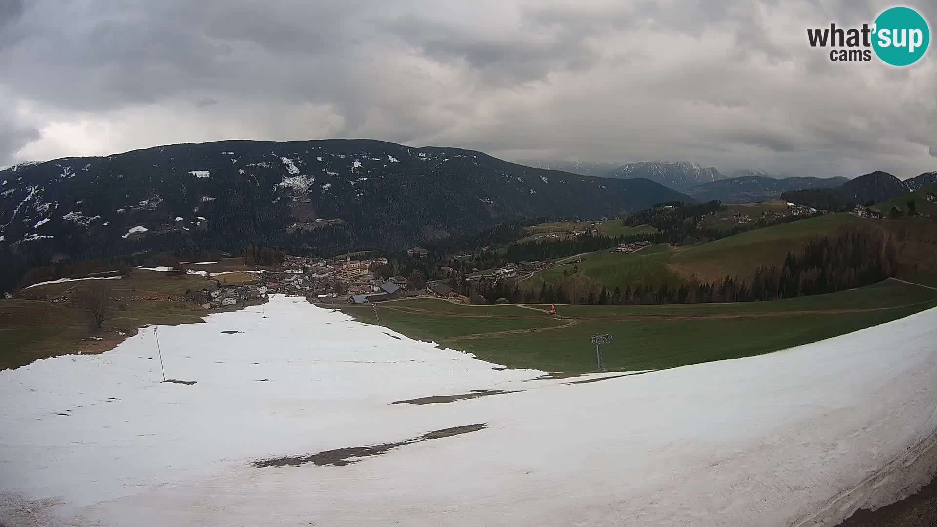 Spletna kamera Terenten (1210m) – Pogled v živo na dolino Pusteria