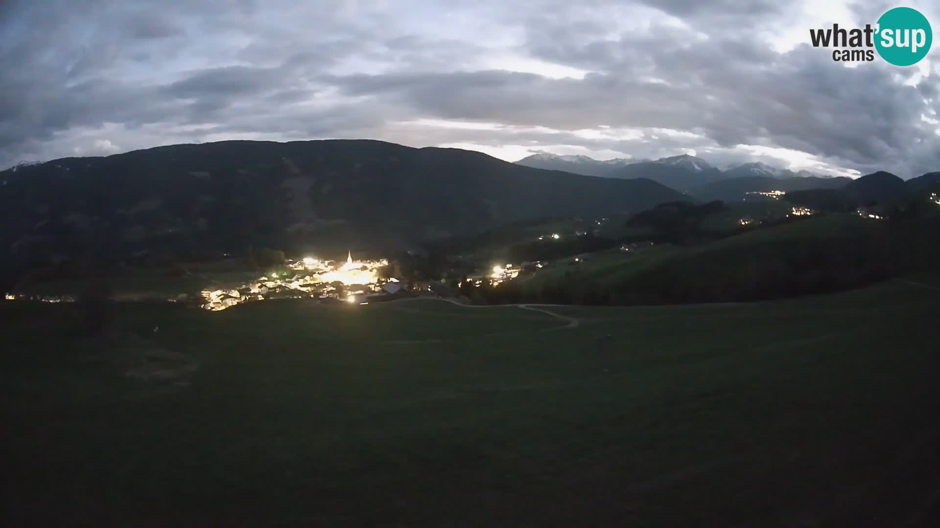 Web kamera Terenten (1210m) – Pogled uživo na Dolinu Pusteria