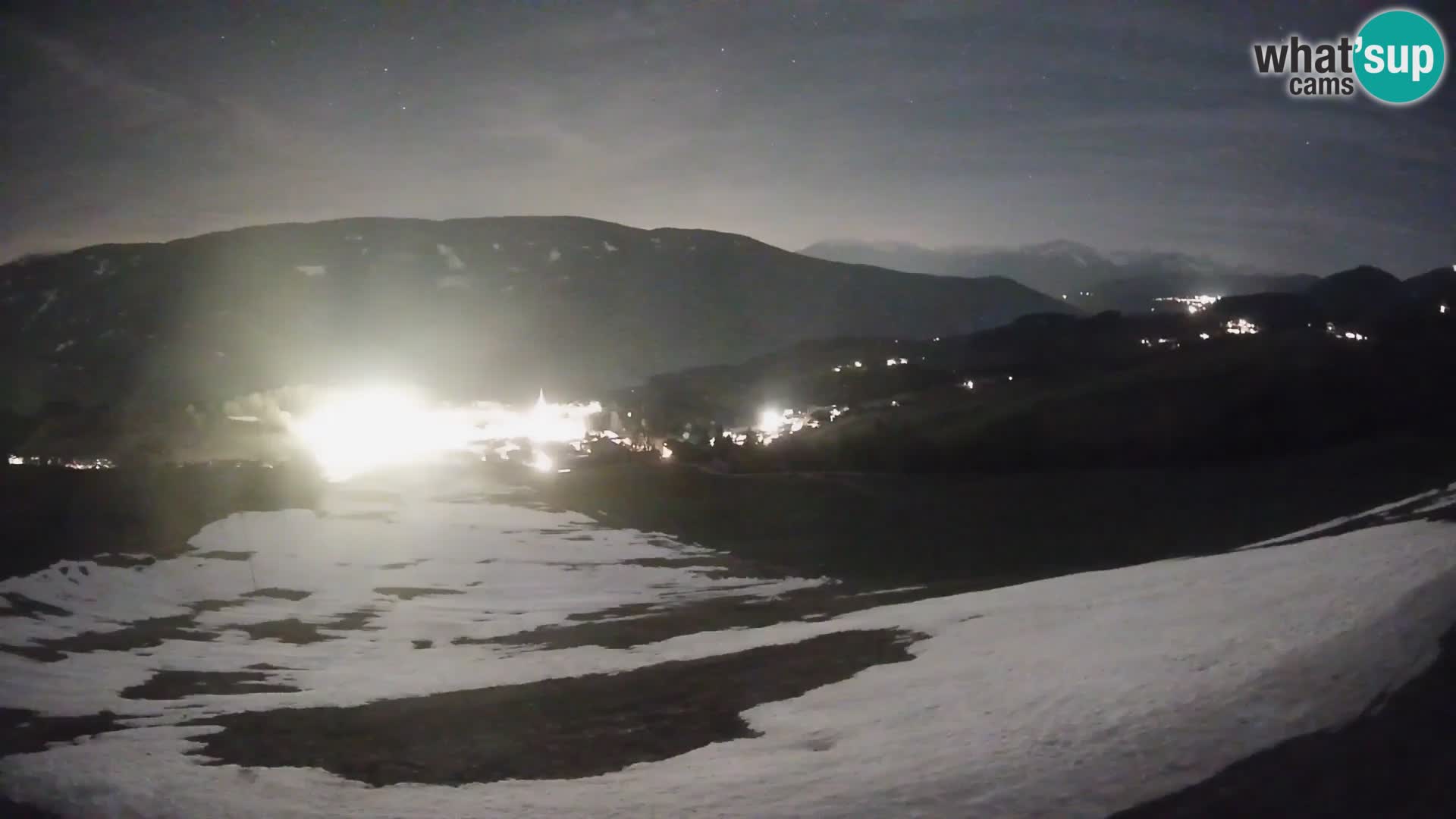 Spletna kamera Terenten (1210m) – Pogled v živo na dolino Pusteria