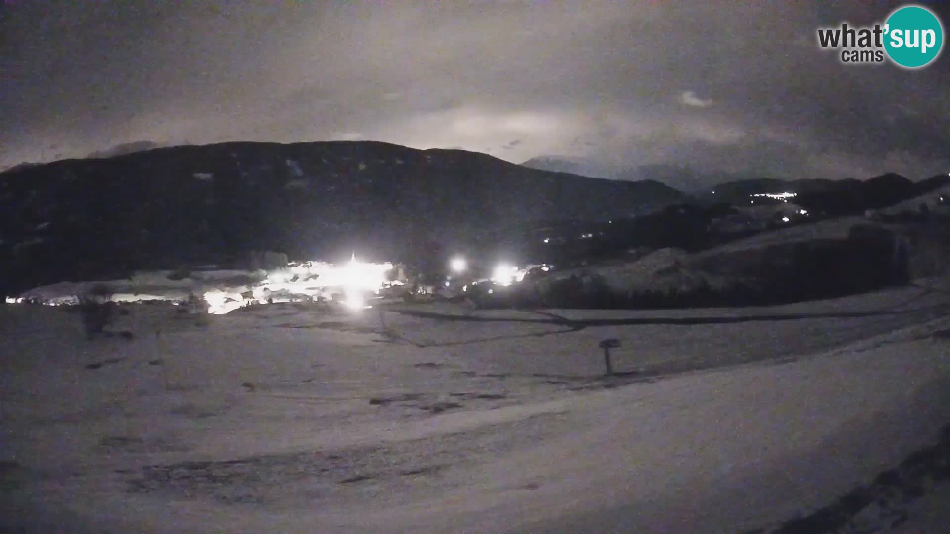 Spletna kamera Terenten (1210m) – Pogled v živo na dolino Pusteria