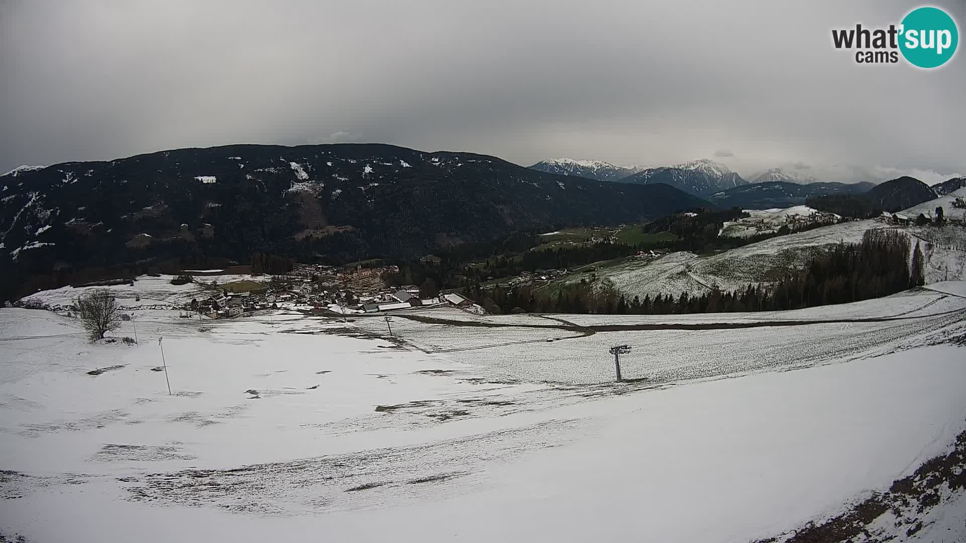 Spletna kamera Terenten (1210m) – Pogled v živo na dolino Pusteria