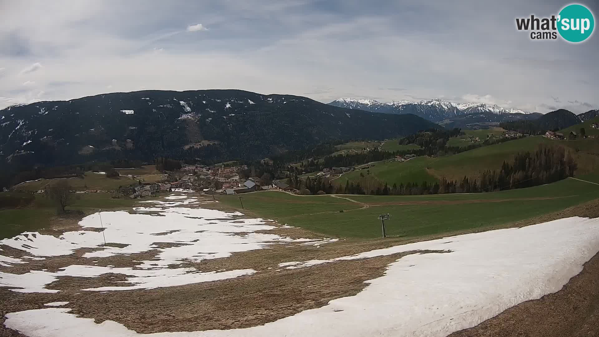 Spletna kamera Terenten (1210m) – Pogled v živo na dolino Pusteria