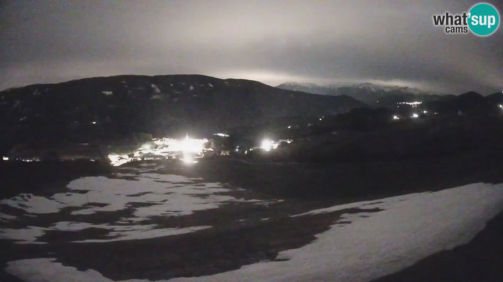 Spletna kamera Terenten (1210m) – Pogled v živo na dolino Pusteria