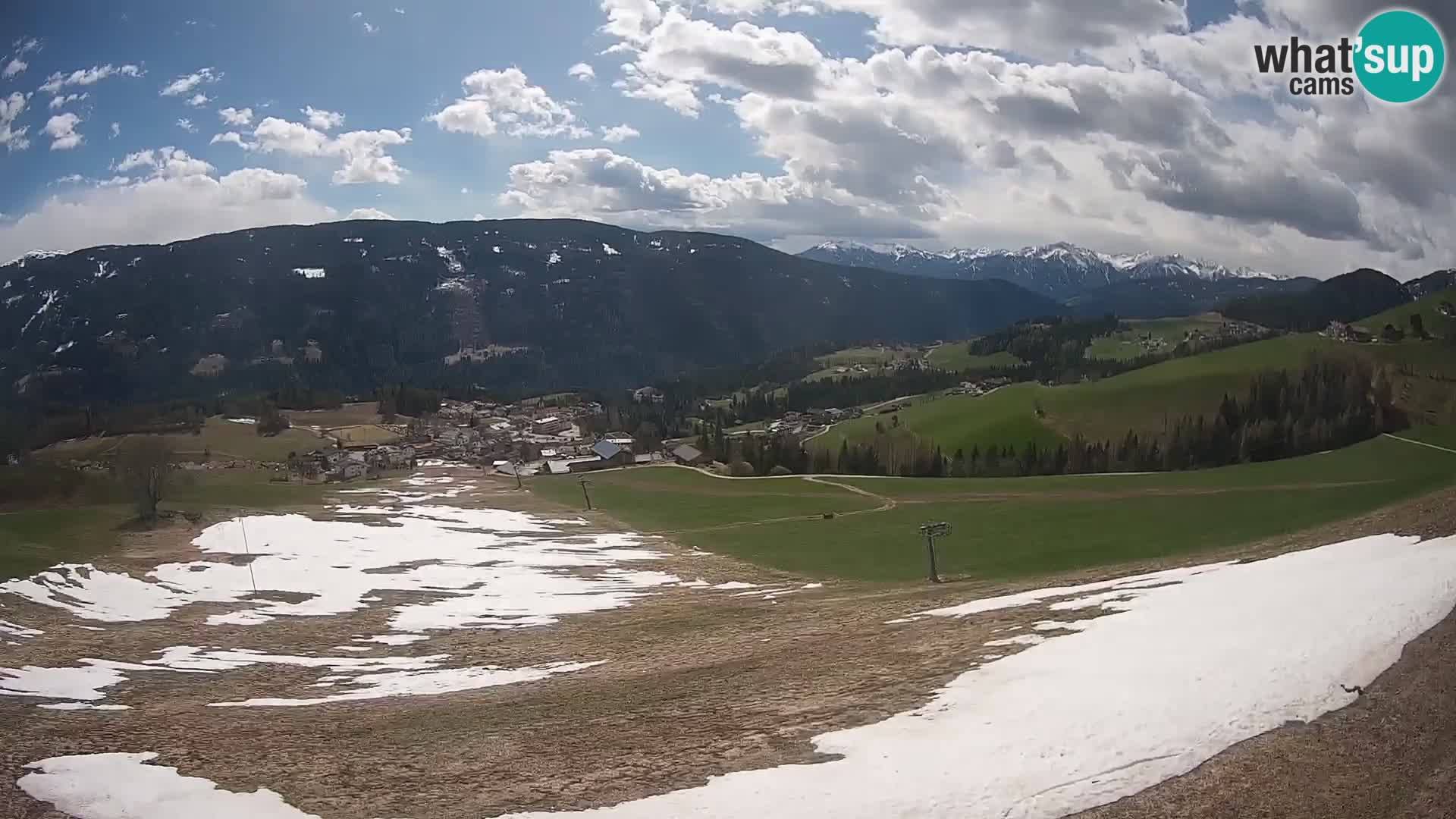 Spletna kamera Terenten (1210m) – Pogled v živo na dolino Pusteria