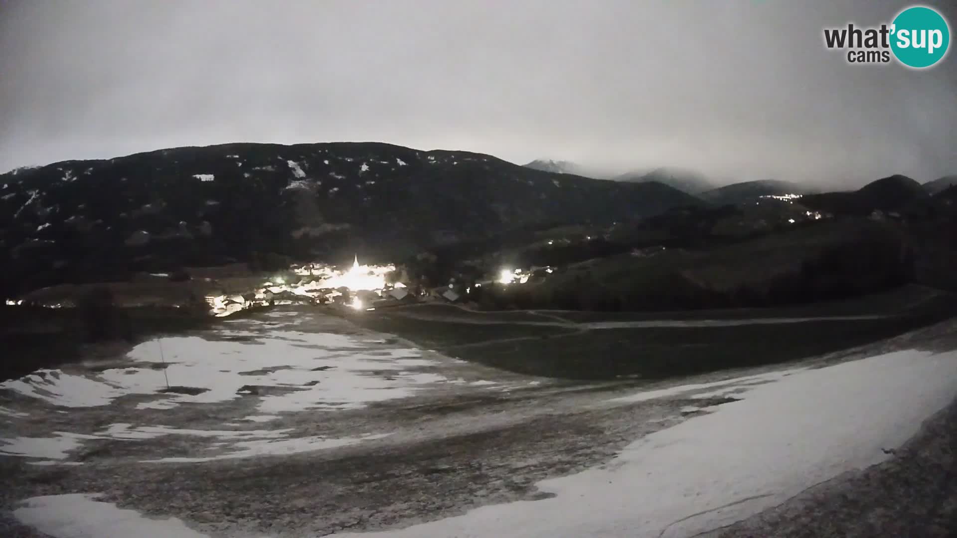 Spletna kamera Terenten (1210m) – Pogled v živo na dolino Pusteria