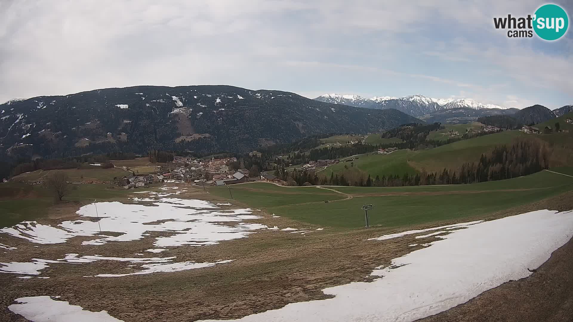 Spletna kamera Terenten (1210m) – Pogled v živo na dolino Pusteria