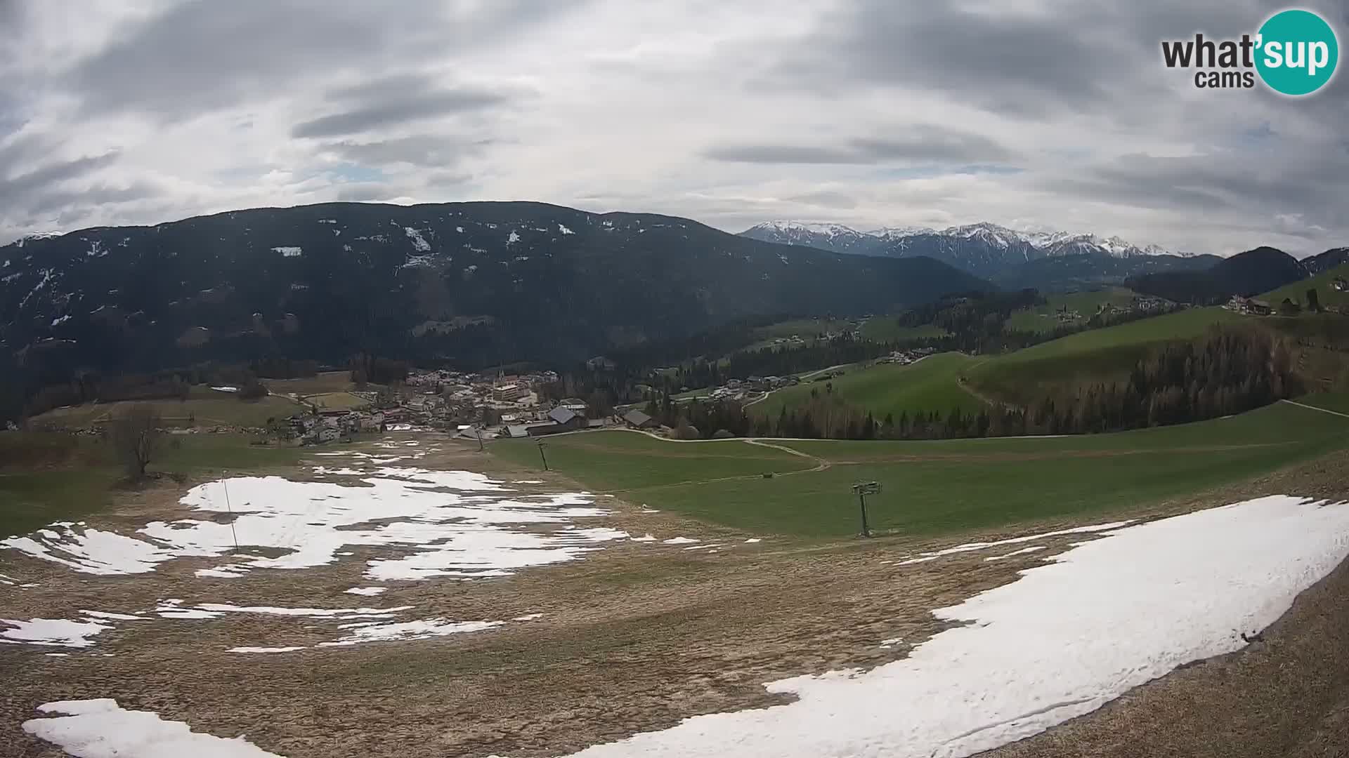 Spletna kamera Terenten (1210m) – Pogled v živo na dolino Pusteria