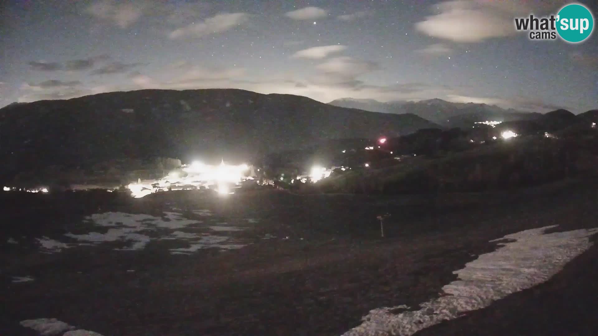 Spletna kamera Terenten (1210m) – Pogled v živo na dolino Pusteria