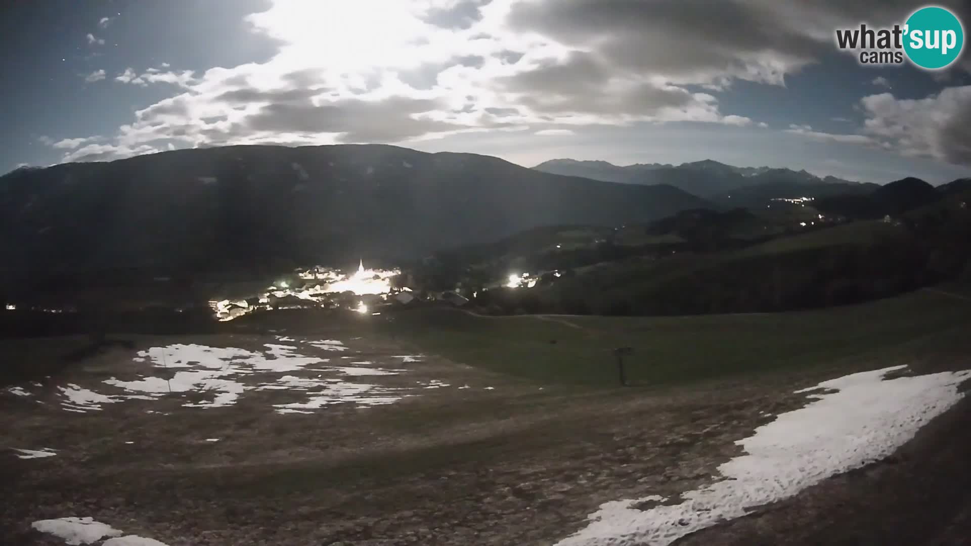 Web kamera Terenten (1210m) – Pogled uživo na Dolinu Pusteria