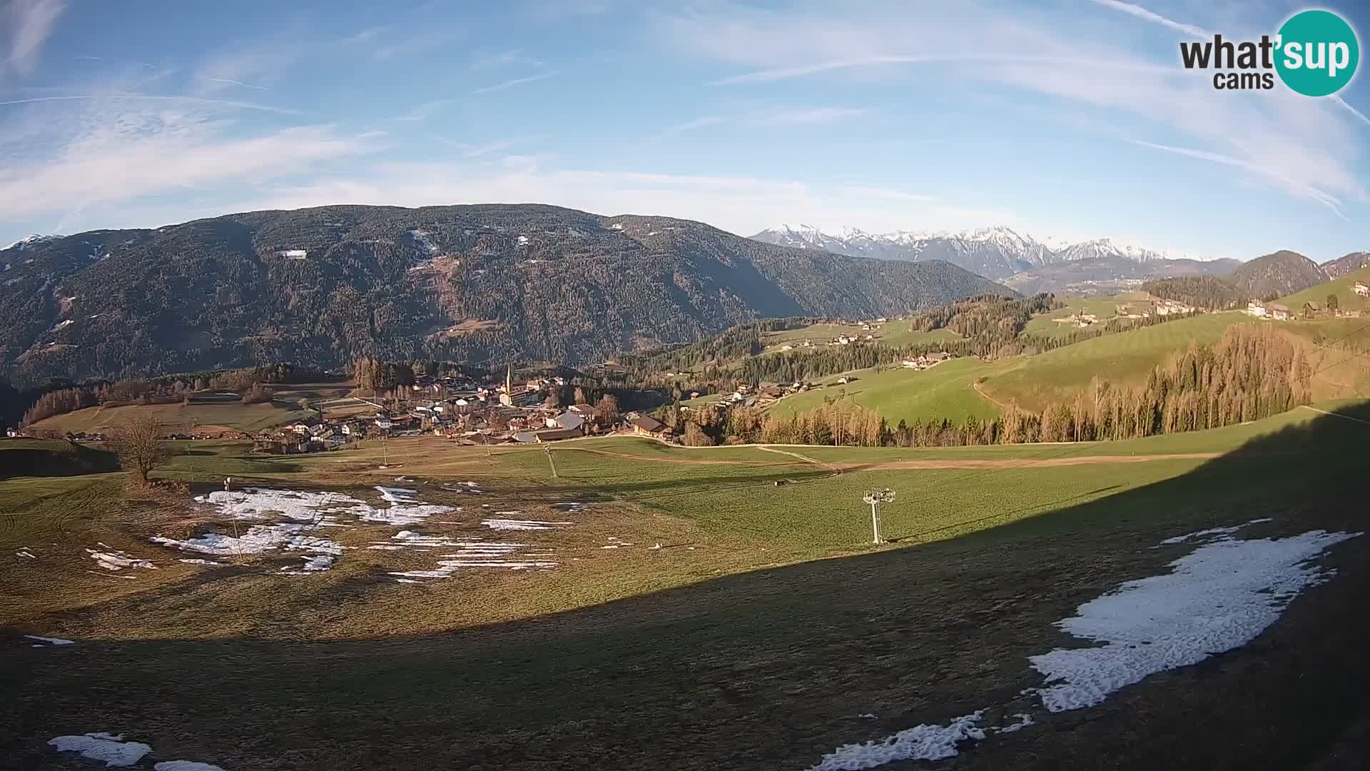 Spletna kamera Terenten (1210m) – Pogled v živo na dolino Pusteria