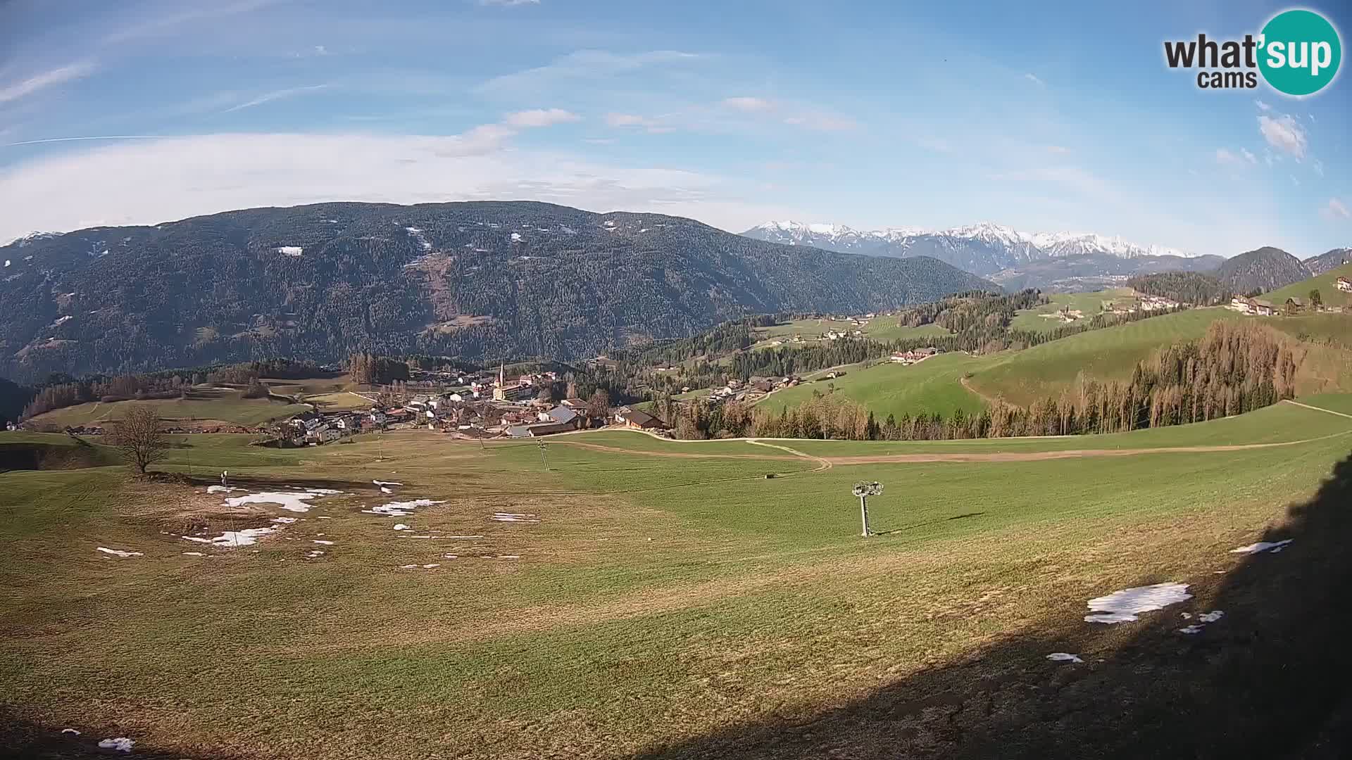Spletna kamera Terenten (1210m) – Pogled v živo na dolino Pusteria