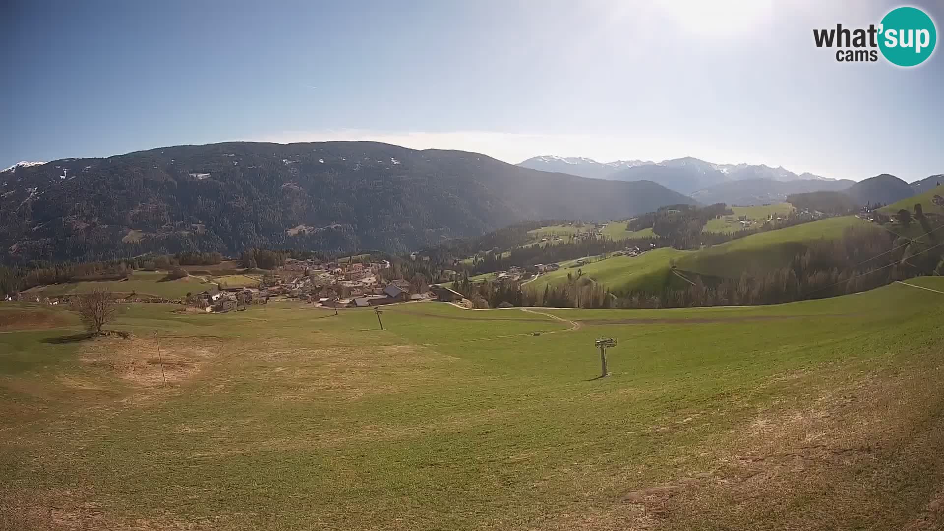 Spletna kamera Terenten (1210m) – Pogled v živo na dolino Pusteria