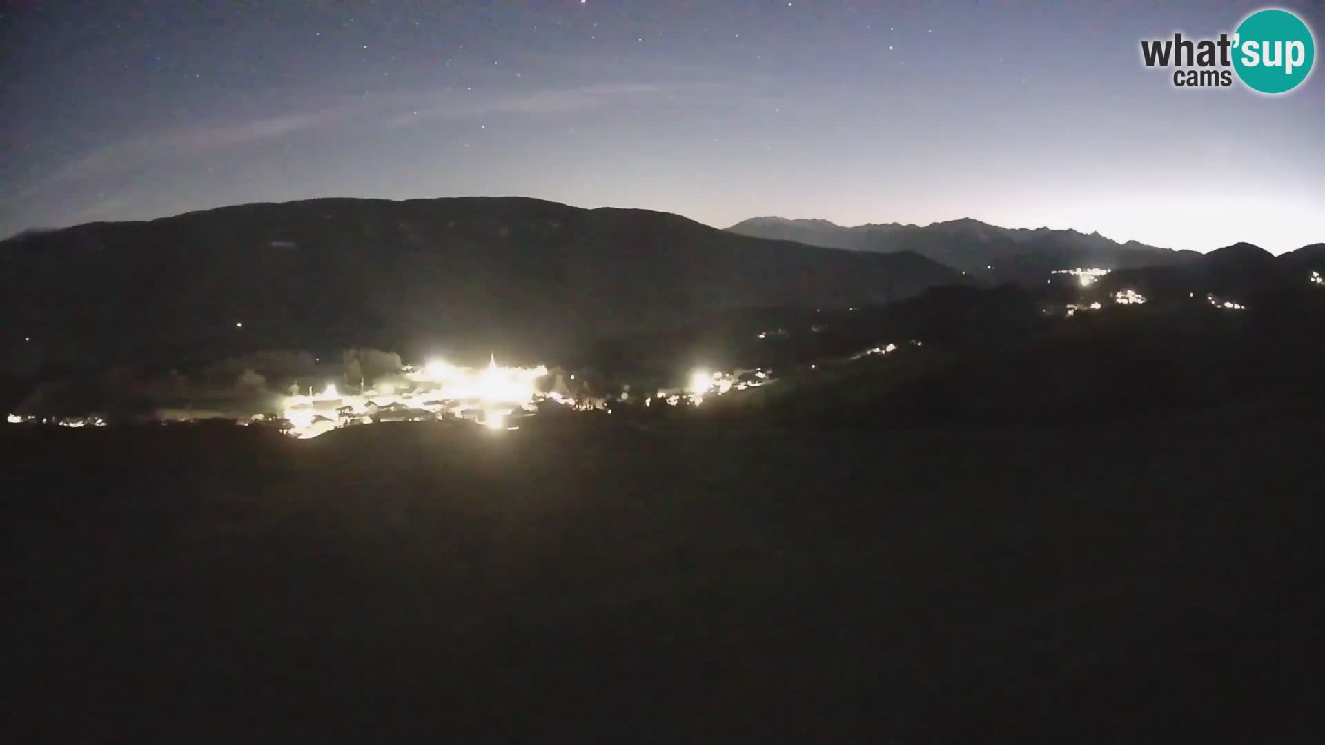 Spletna kamera Terenten (1210m) – Pogled v živo na dolino Pusteria