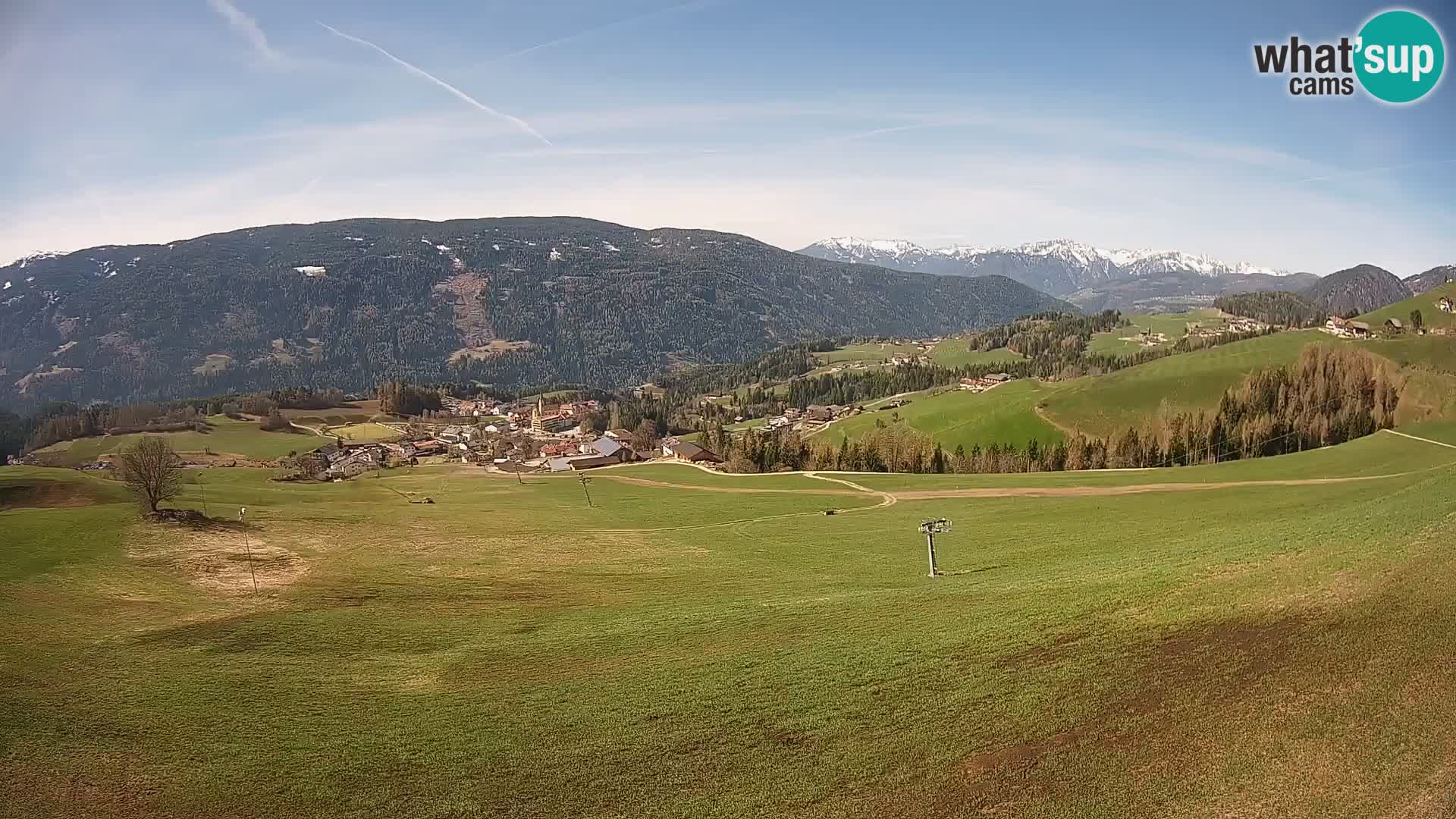 Spletna kamera Terenten (1210m) – Pogled v živo na dolino Pusteria