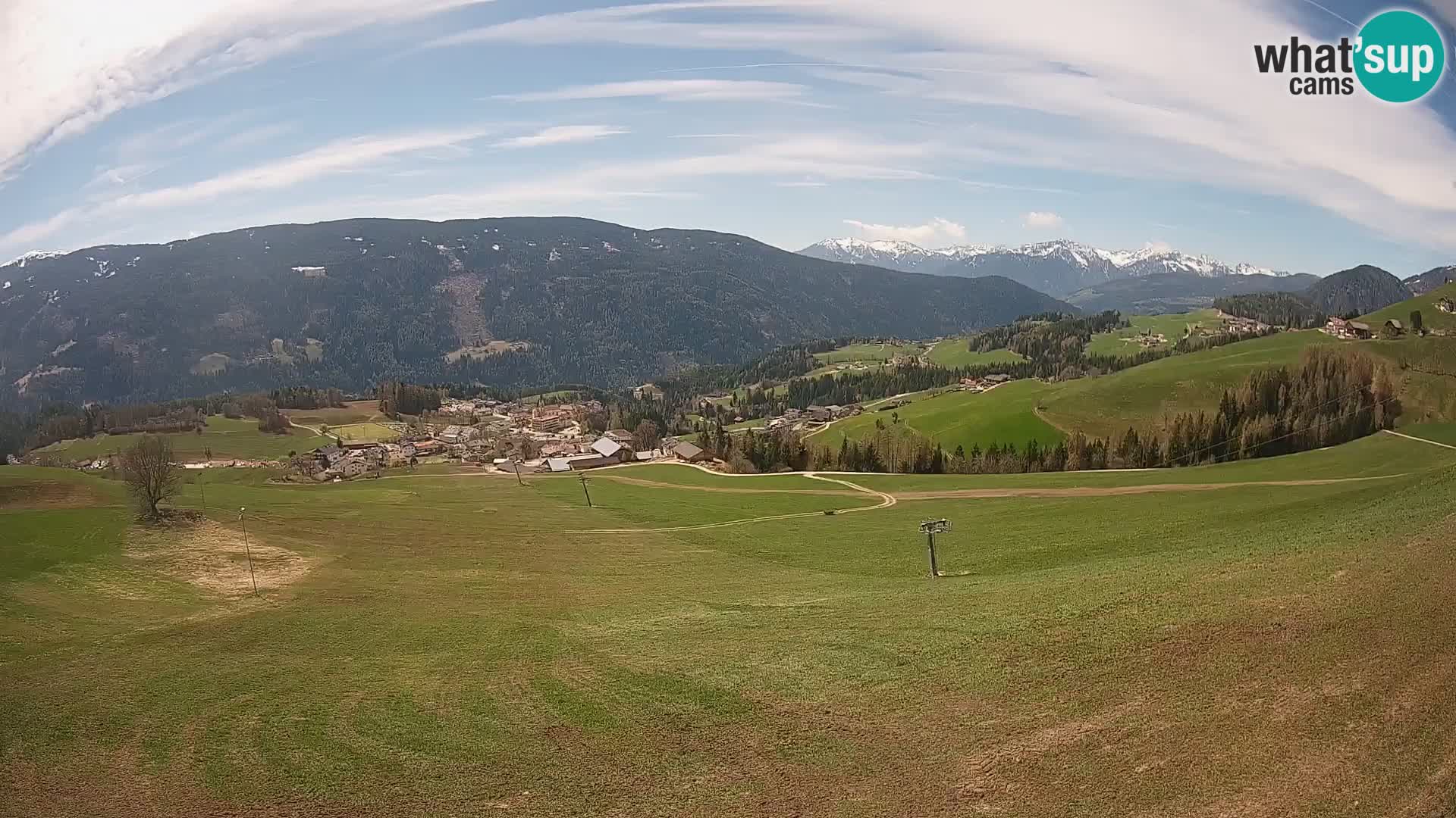 Spletna kamera Terenten (1210m) – Pogled v živo na dolino Pusteria