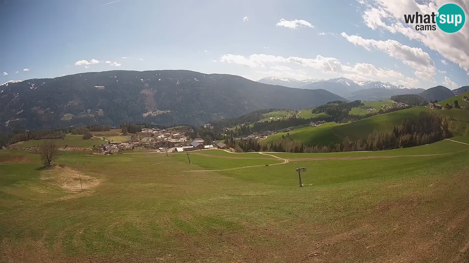 Spletna kamera Terenten (1210m) – Pogled v živo na dolino Pusteria