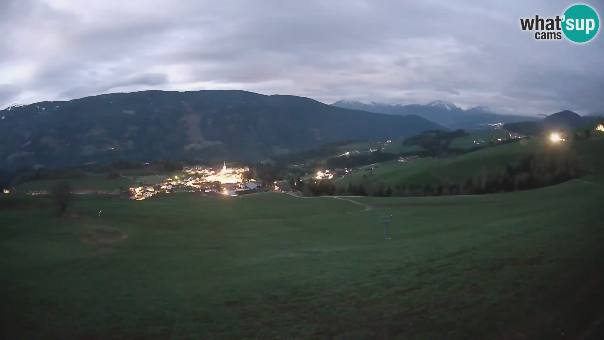 Web kamera Terenten (1210m) – Pogled uživo na Dolinu Pusteria