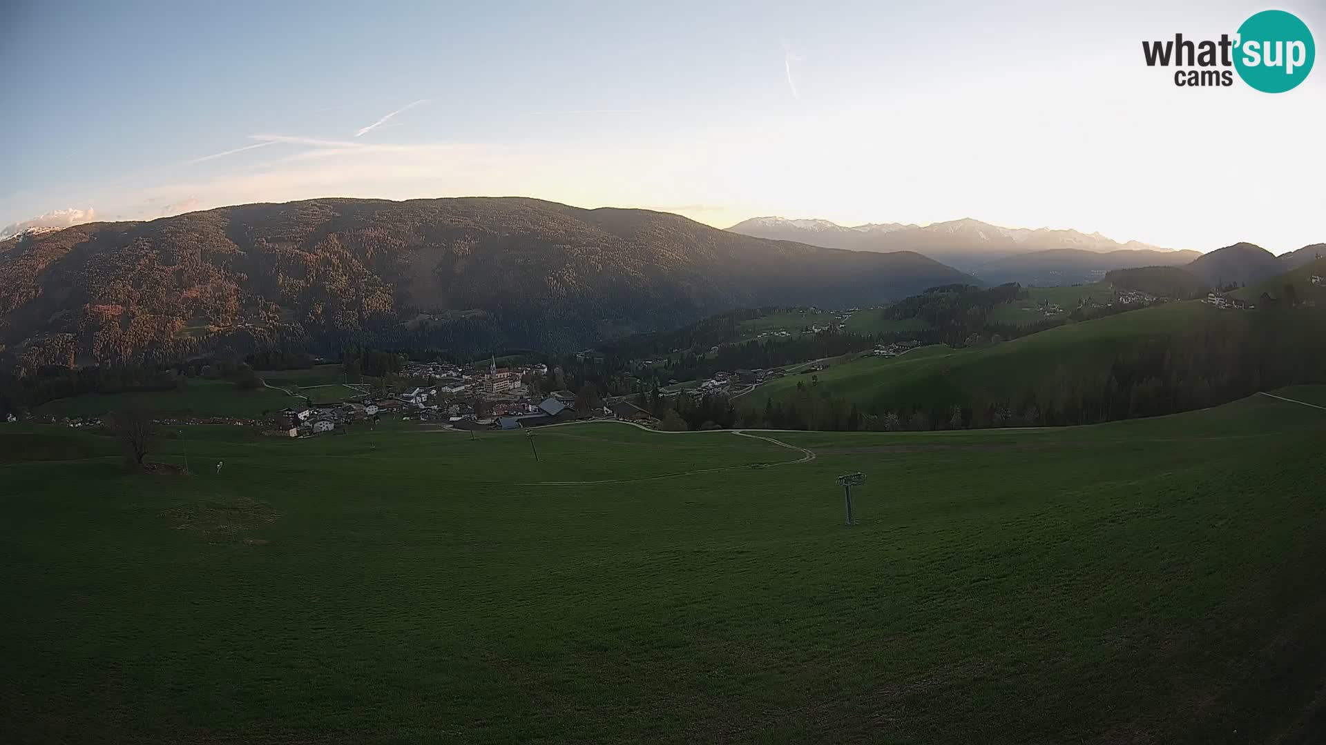 Spletna kamera Terenten (1210m) – Pogled v živo na dolino Pusteria