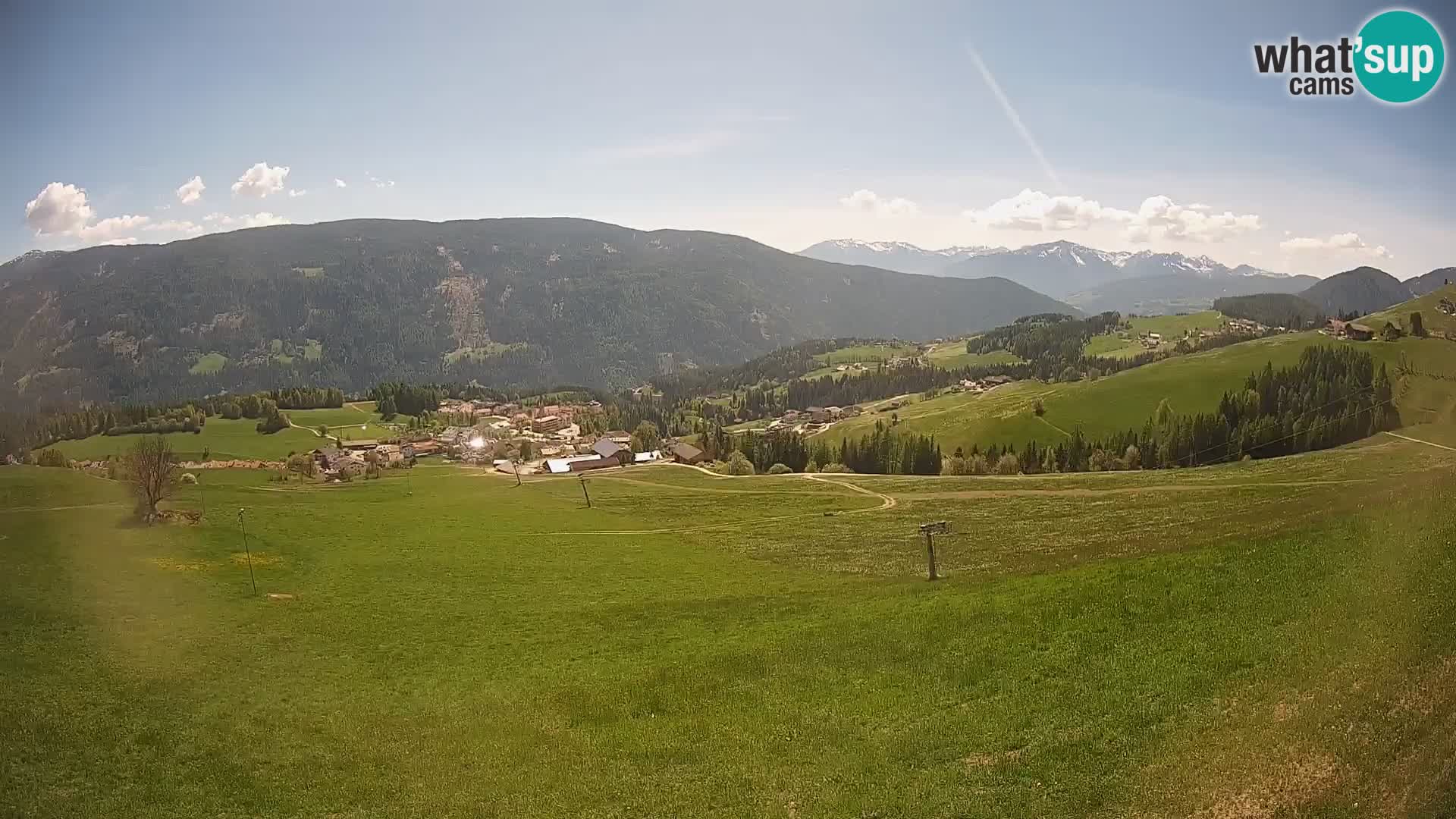 Spletna kamera Terenten (1210m) – Pogled v živo na dolino Pusteria