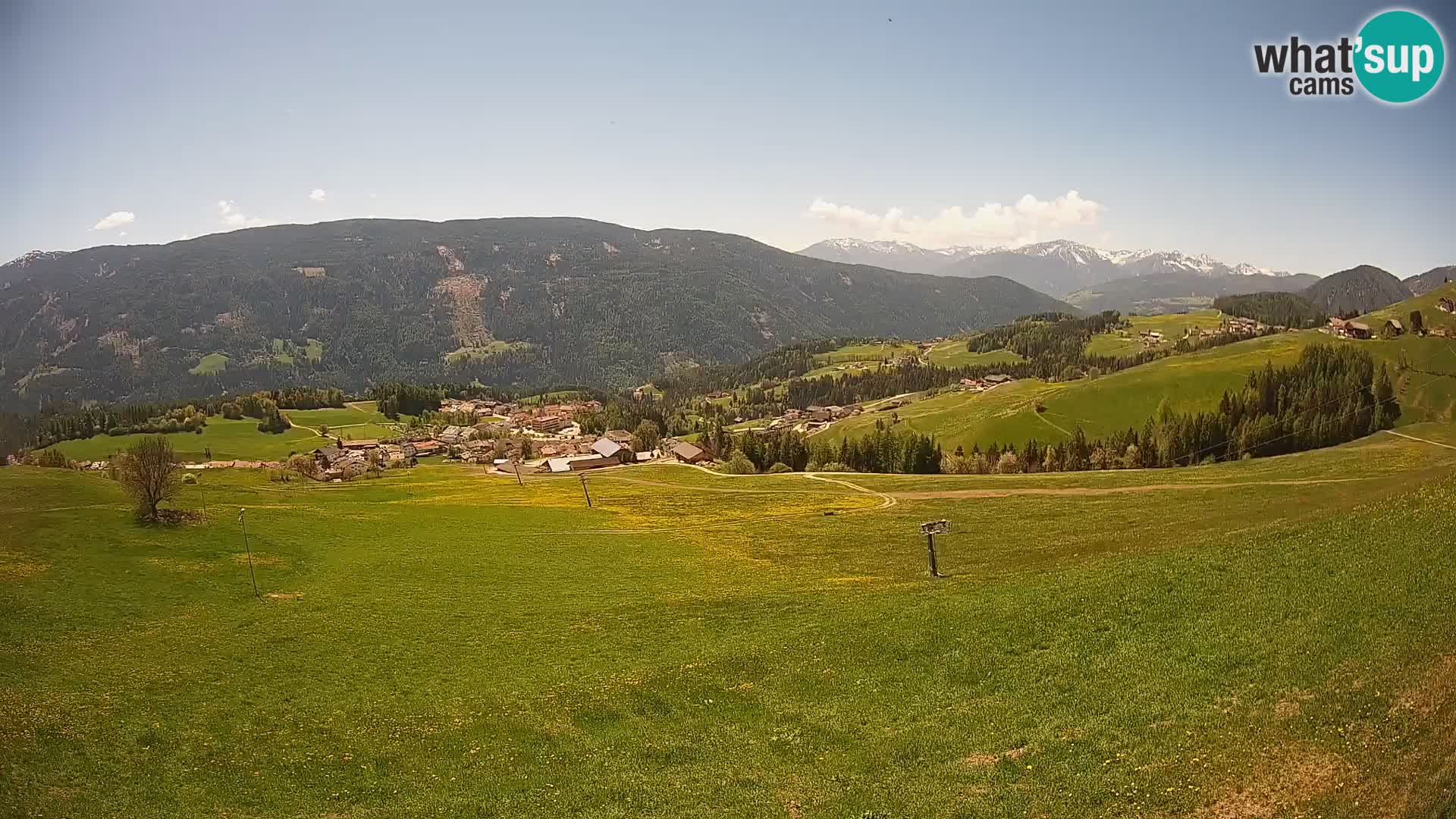 Spletna kamera Terenten (1210m) – Pogled v živo na dolino Pusteria